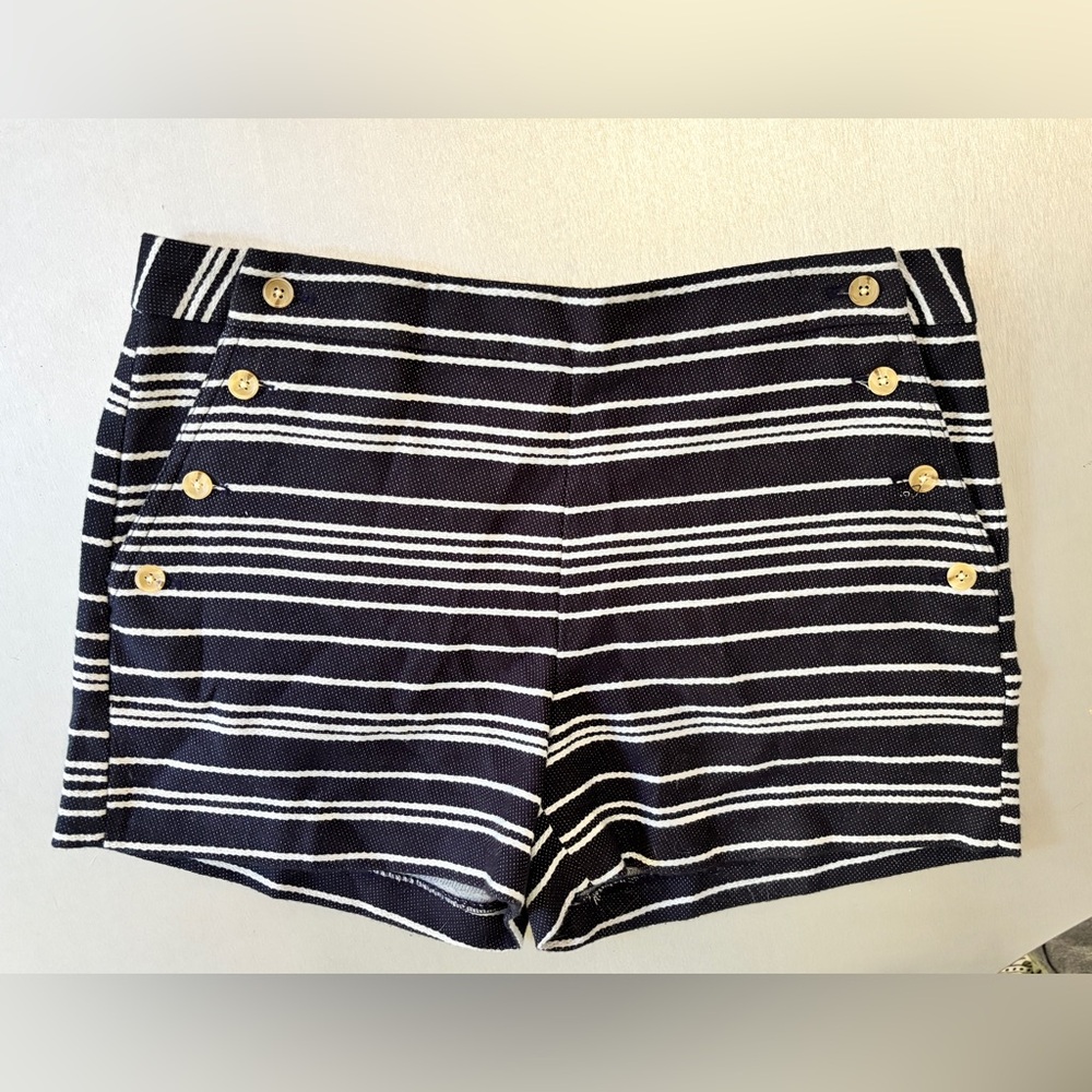 Banana Republic NWT Striped Textured double sided button shorts 10